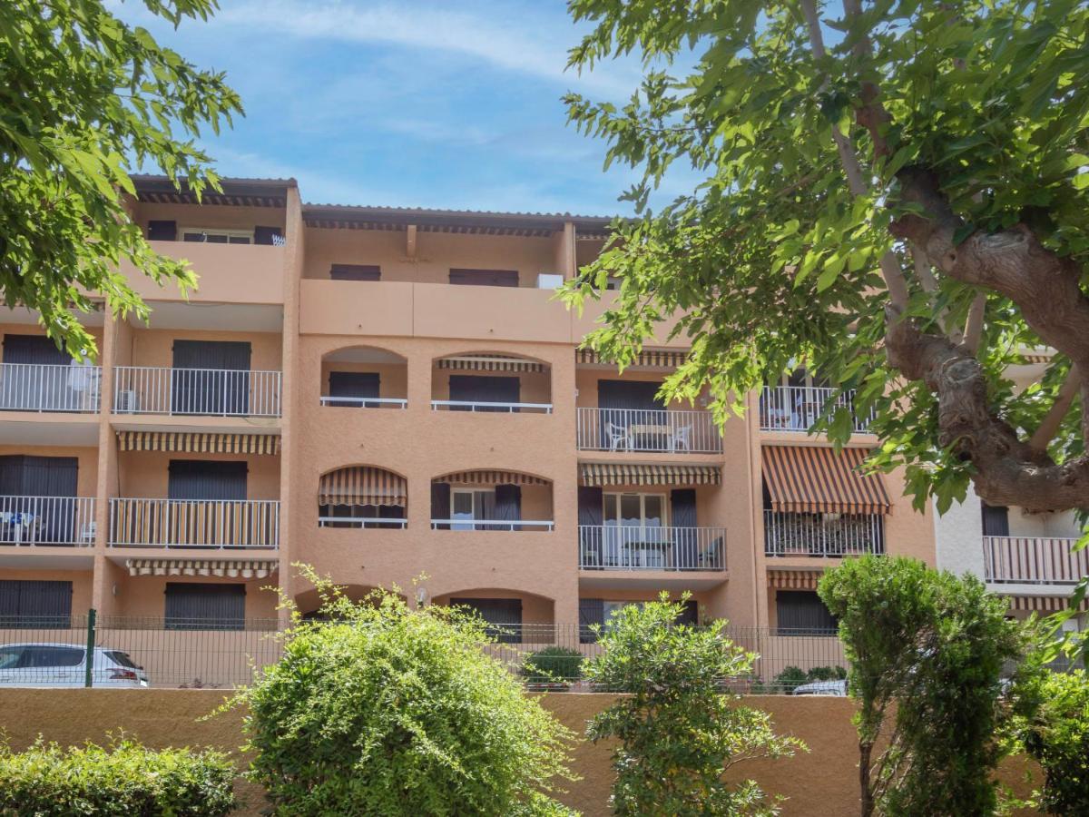 Studio Les Aigues Marines-63 By Interhome Сен-Сір-сюр-Мер Екстер'єр фото