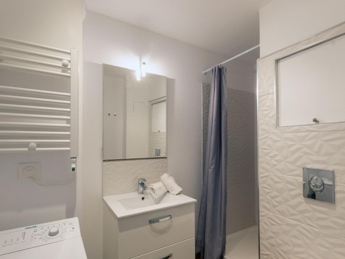 Studio Les Aigues Marines-63 By Interhome Сен-Сір-сюр-Мер Екстер'єр фото